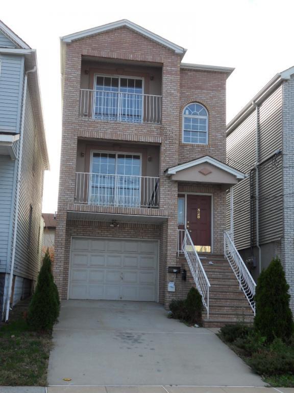 Photo of Listing #4000390