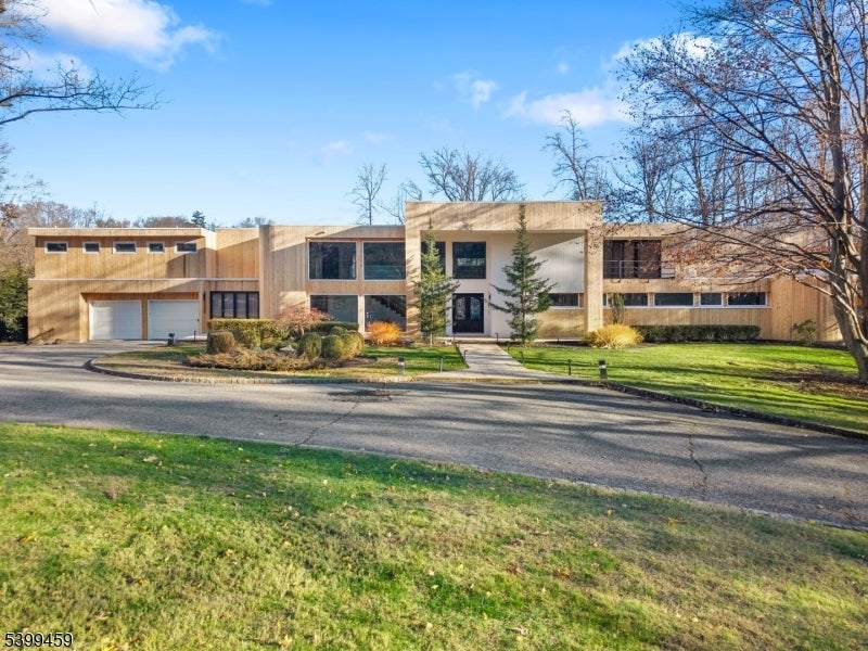 Photo of Listing #4000428