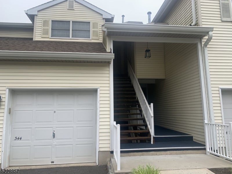 Photo of Listing #4000498