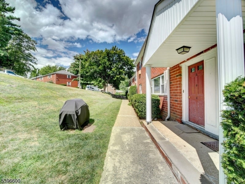 Photo of Listing #4000674