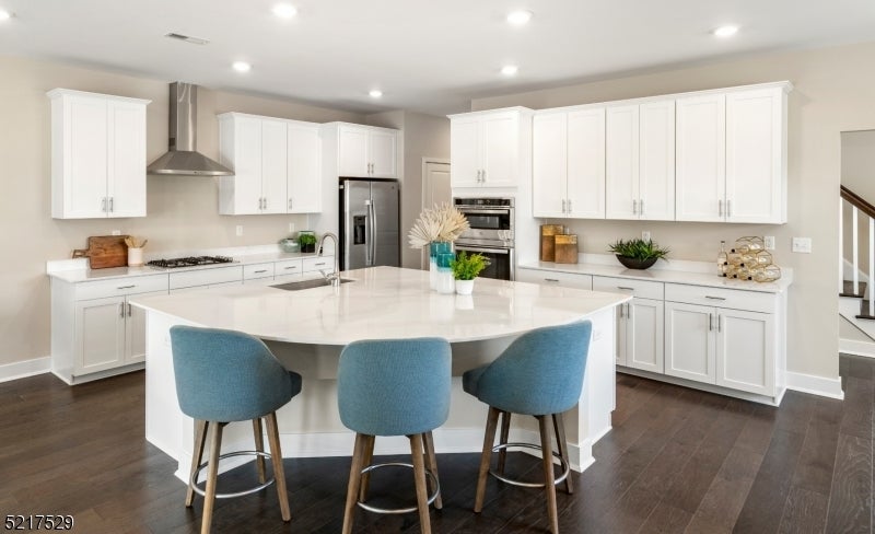 Photo of Listing #4000685