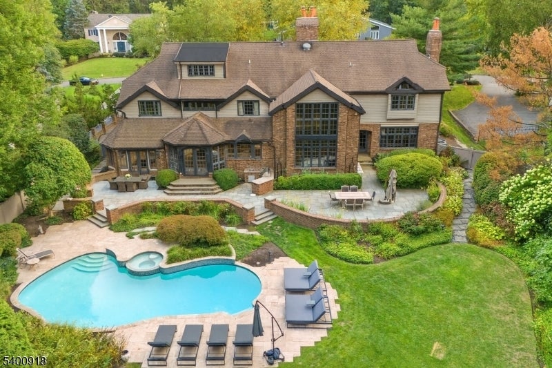 Photo of Listing #4001059