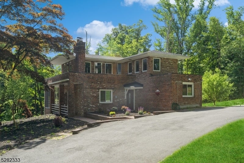 Photo of Listing #4001090