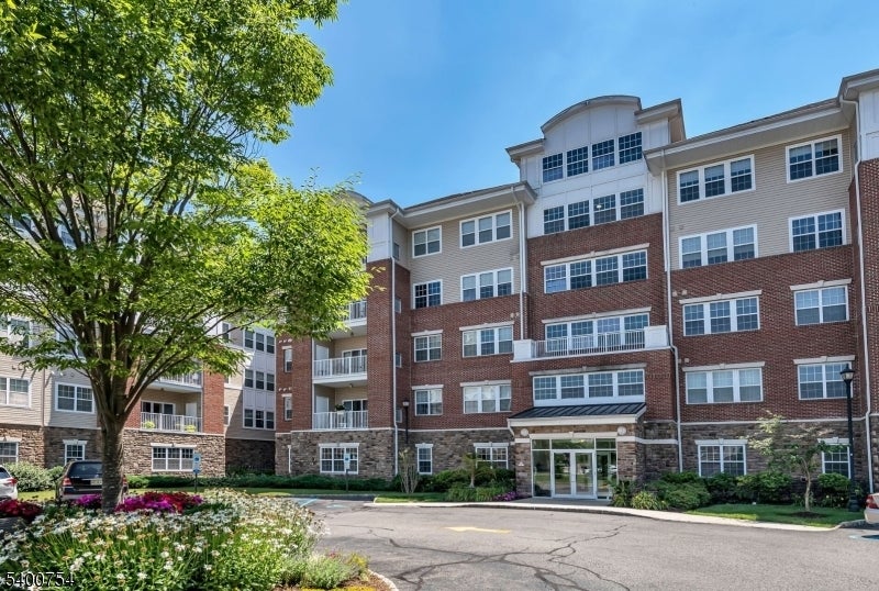 Photo of Listing #4001207