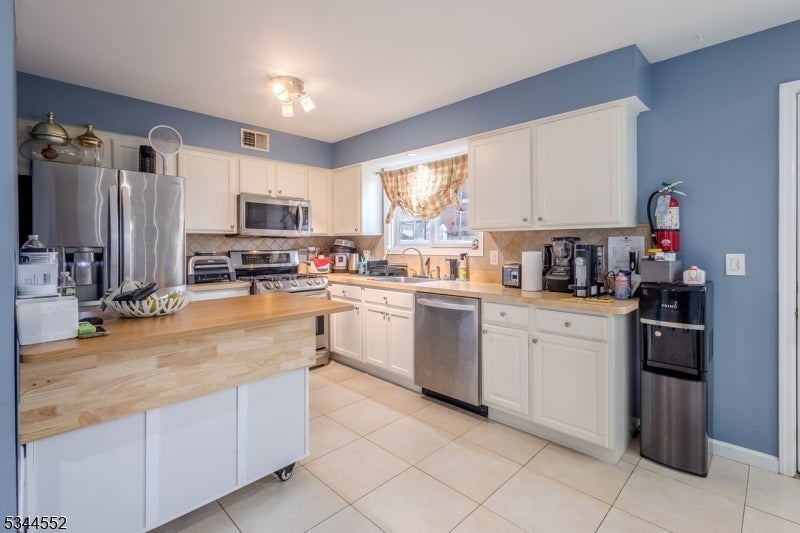 Photo of Listing #4001304