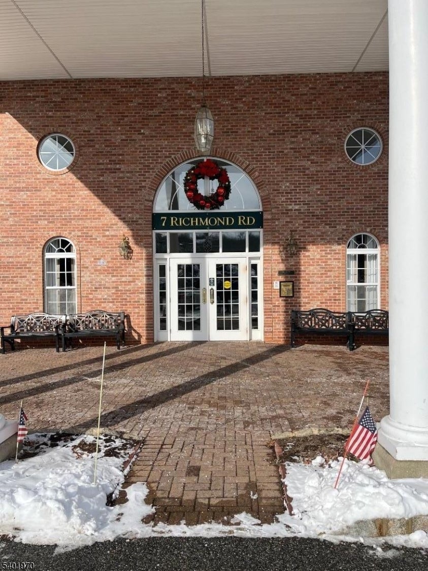 Photo of Listing #4001925