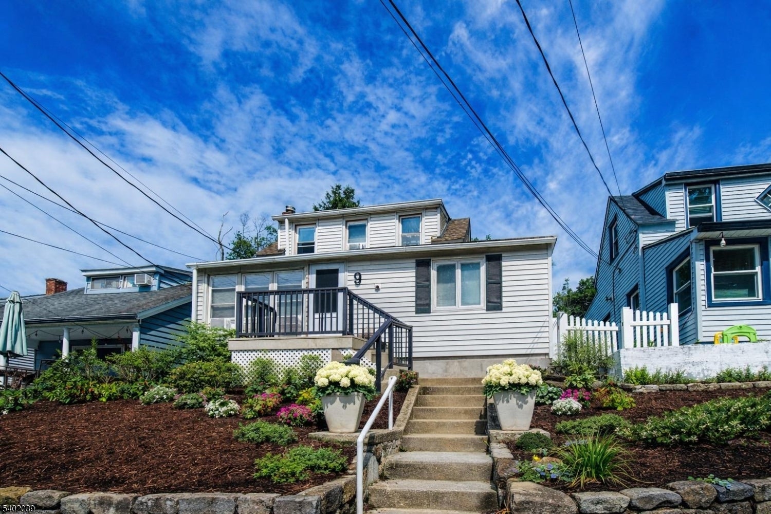 Photo of Listing #4002022