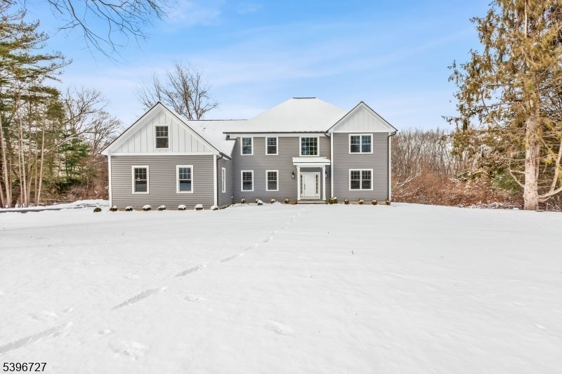 Photo of Listing #4002055