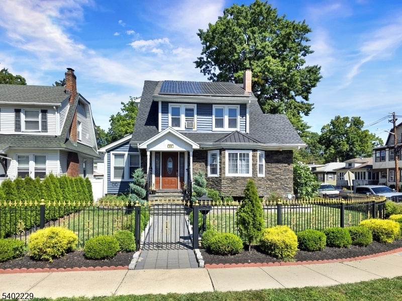 Photo of Listing #4002128