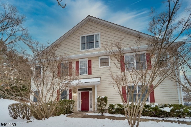 Photo of Listing #4002221