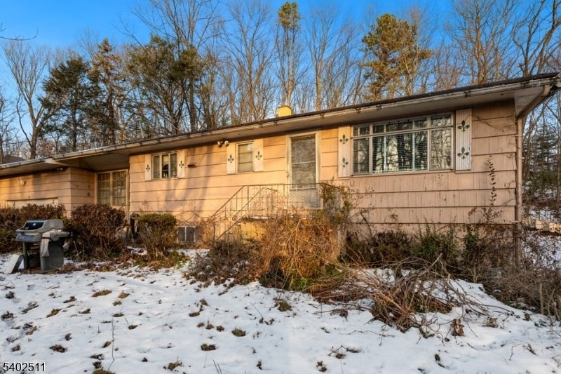 Photo of Listing #4002342