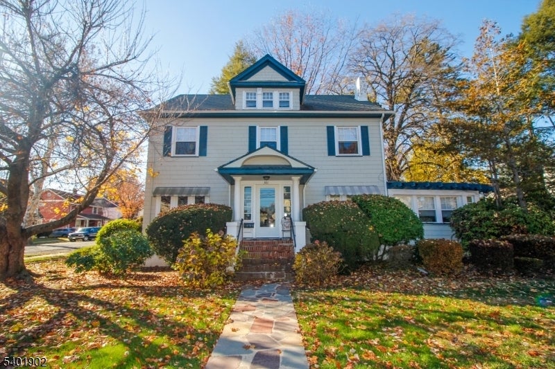 Photo of Listing #4002488