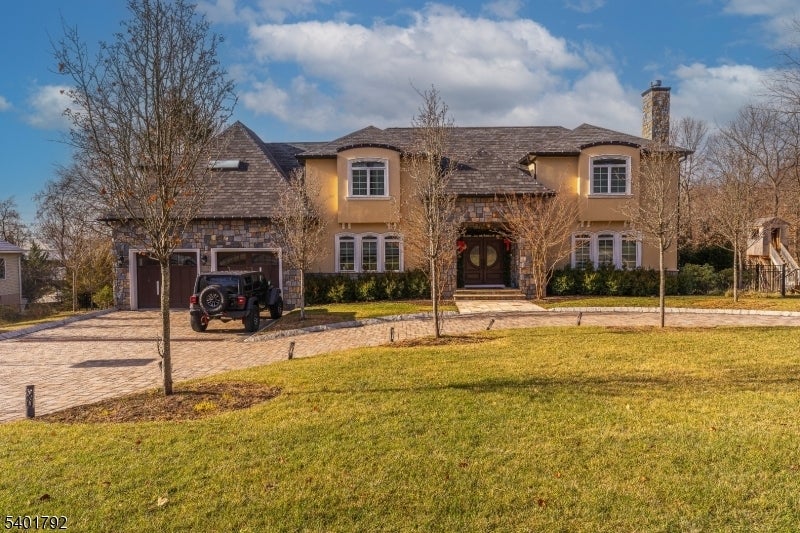 Photo of Listing #4002493