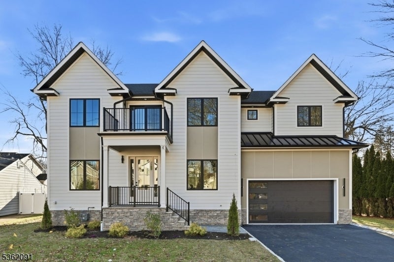 Photo of Listing #4002593