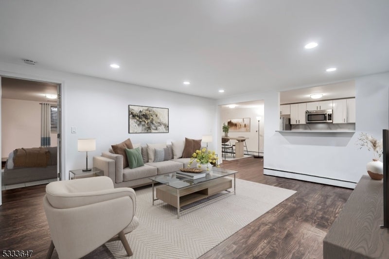 Photo of Listing #4002639