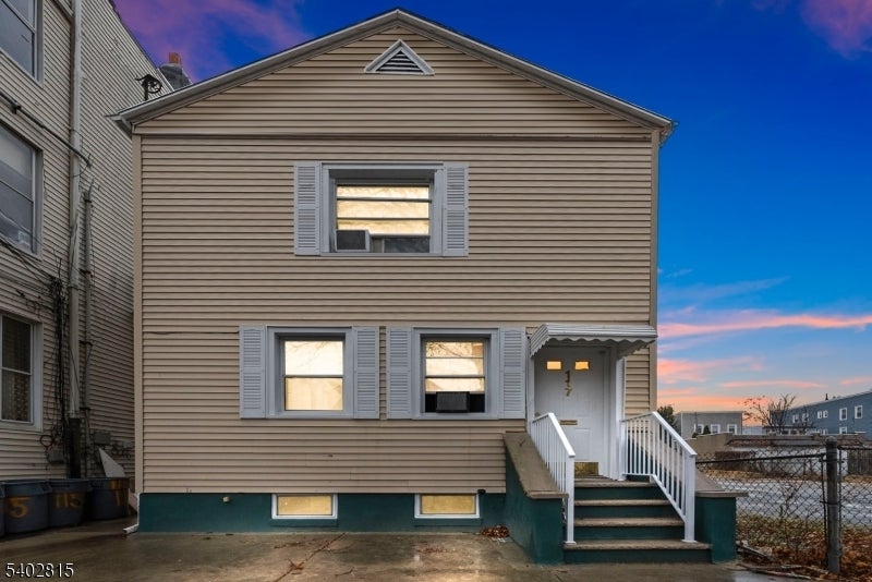 Photo of Listing #4002661