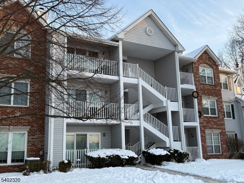 Photo of Listing #4002960