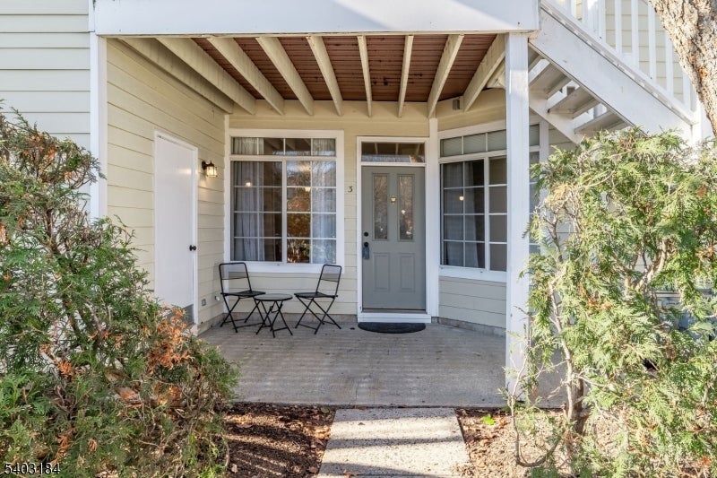 Photo of Listing #4003083