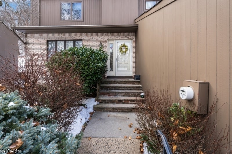 Photo of Listing #4003089