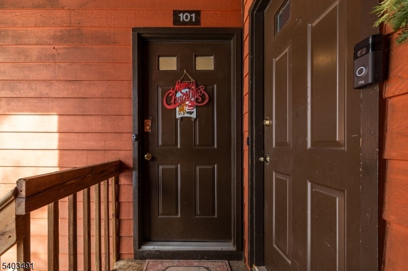 Photo of Listing #4003116