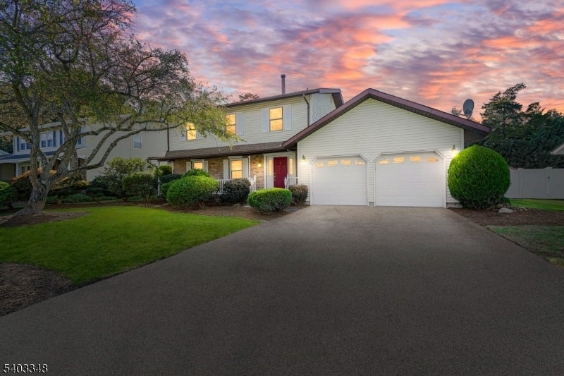 Photo of Listing #4003424