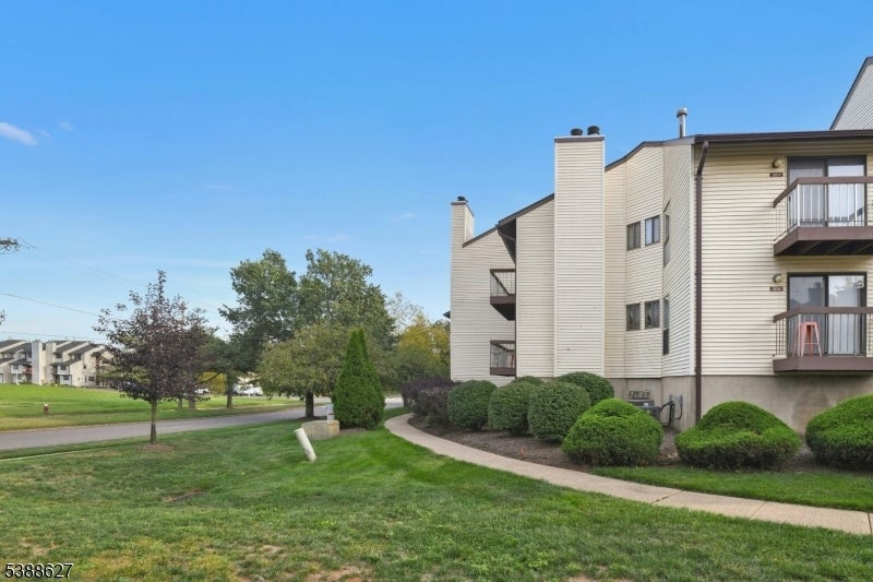 Photo of Listing #4003633