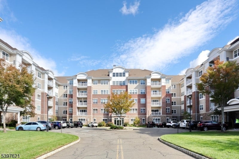 Photo of Listing #4003687