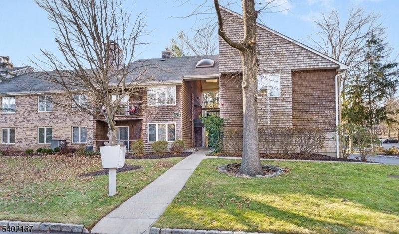 Photo of Listing #4003873