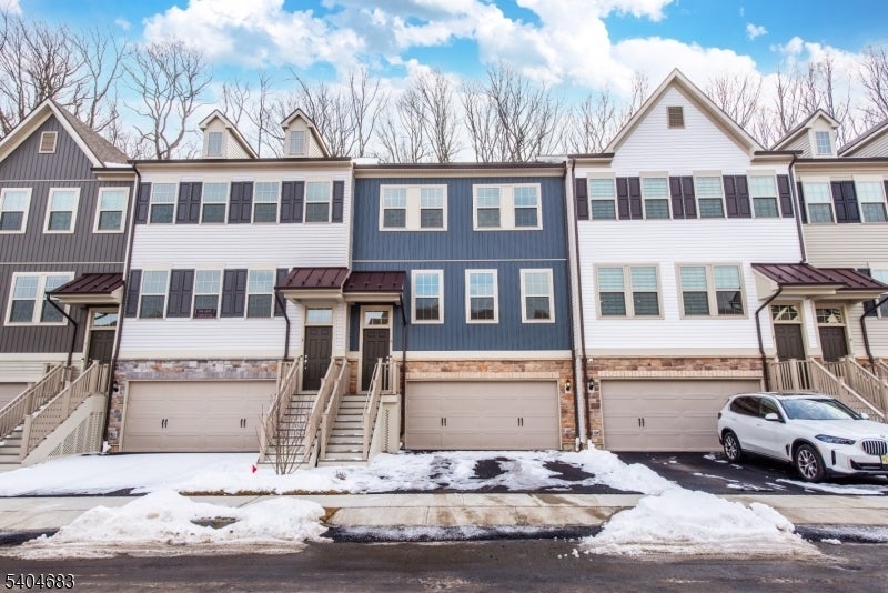 Photo of Listing #4004126