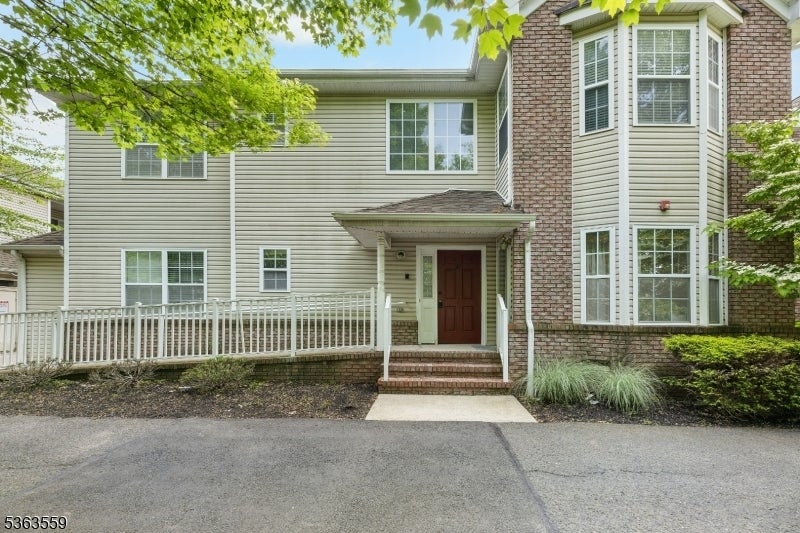 Photo of Listing #4004565