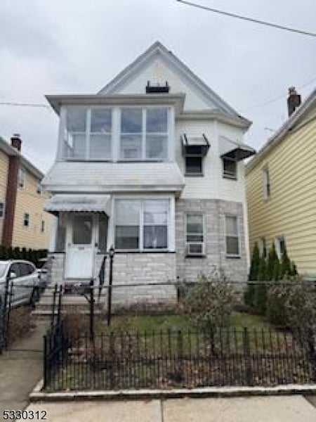 Photo of Listing #3939306