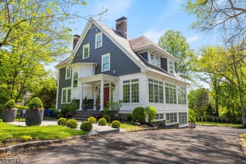 Photo of Listing #3939820