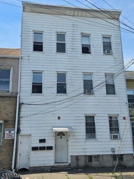 Photo of Listing #3939884
