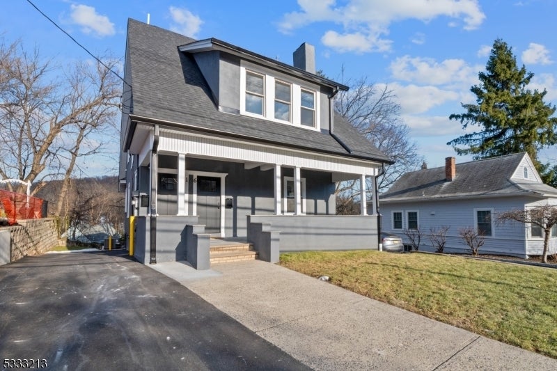 Photo of Listing #3941795