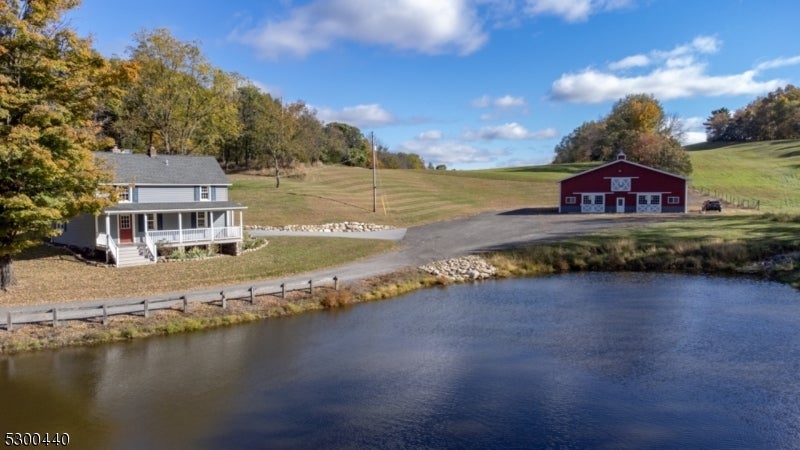 Photo of Listing #3943882
