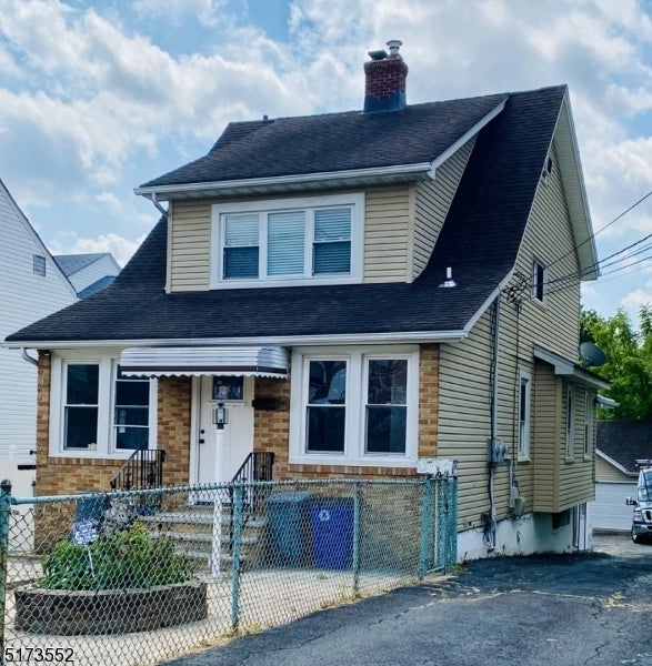 Photo of Listing #3945256