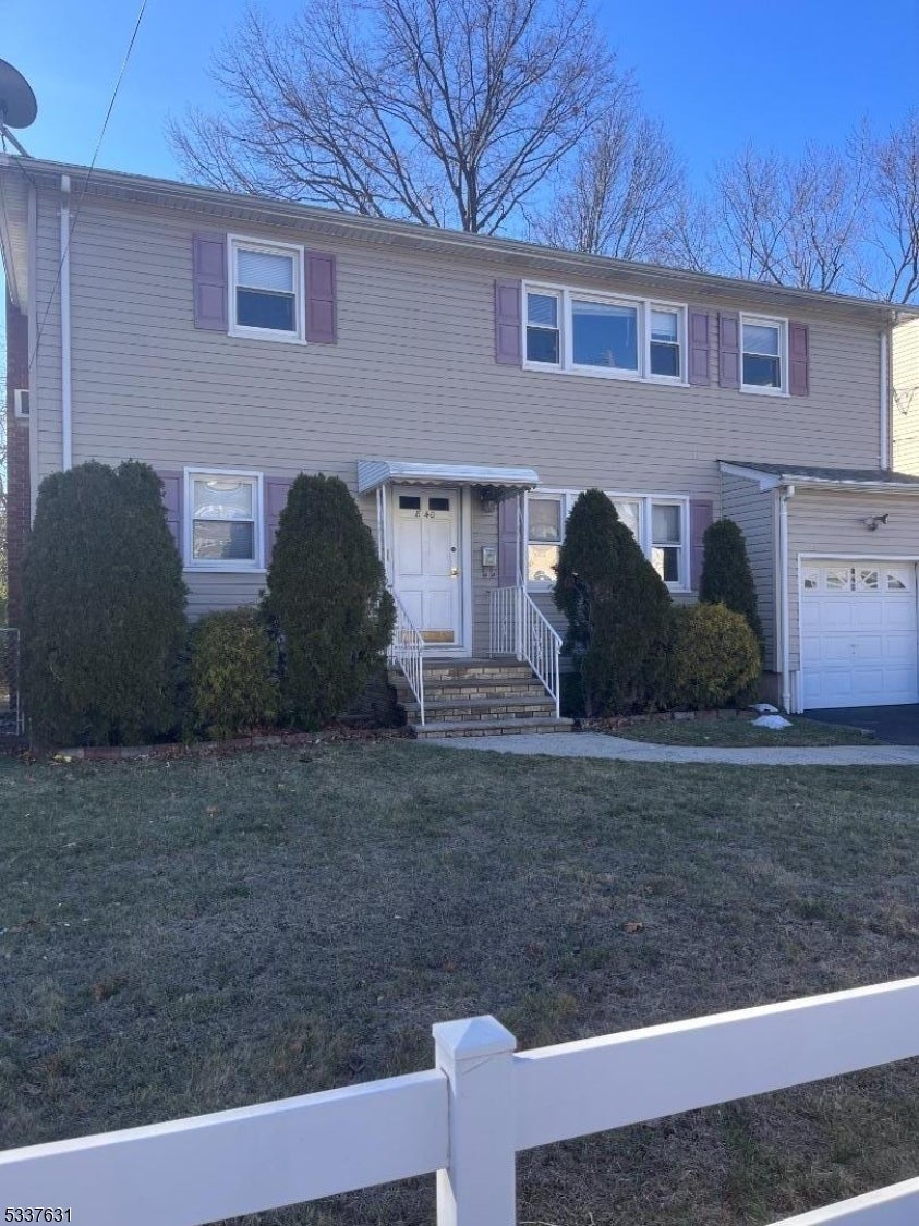 Photo of Listing #3945653