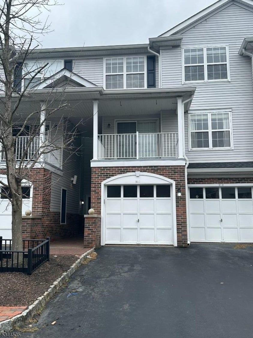 Photo of Listing #3951435