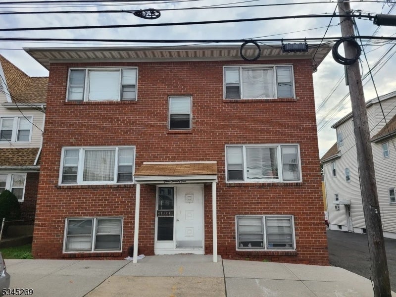 Photo of Listing #3951842