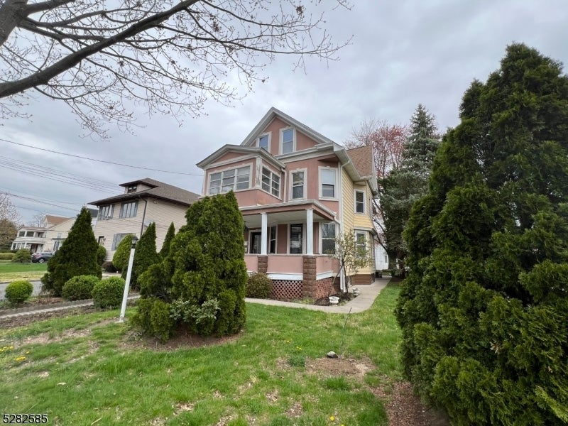 Photo of Listing #3951915