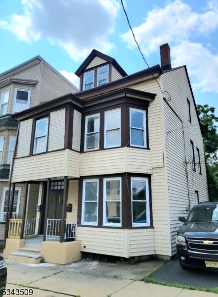 Photo of Listing #3952489