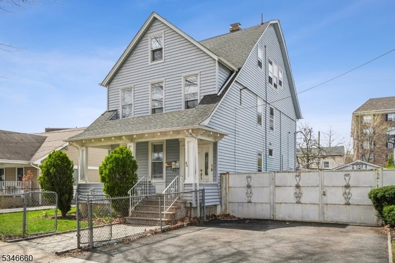 Photo of Listing #3953283