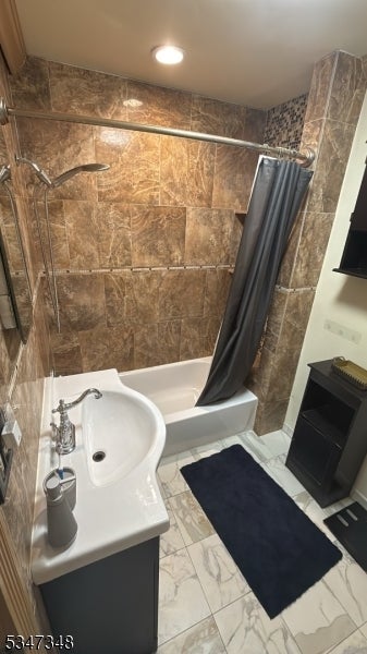 Photo of Listing #3953676