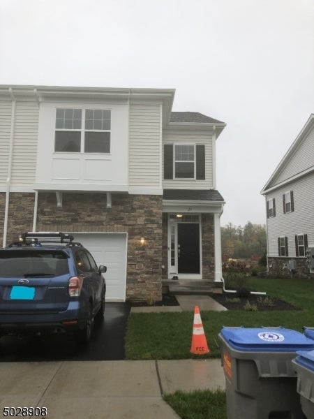 Photo of Listing #3953793