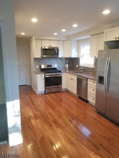 Photo of Listing #3953801
