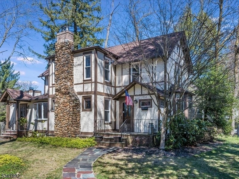 Photo of Listing #3954795