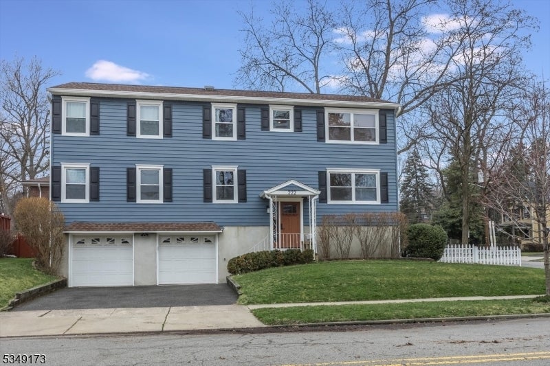 Photo of Listing #3955290