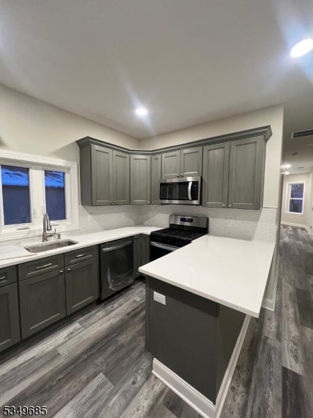 Photo of Listing #3955667
