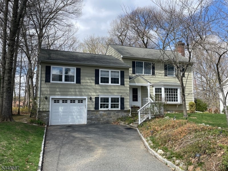 Photo of Listing #3955903