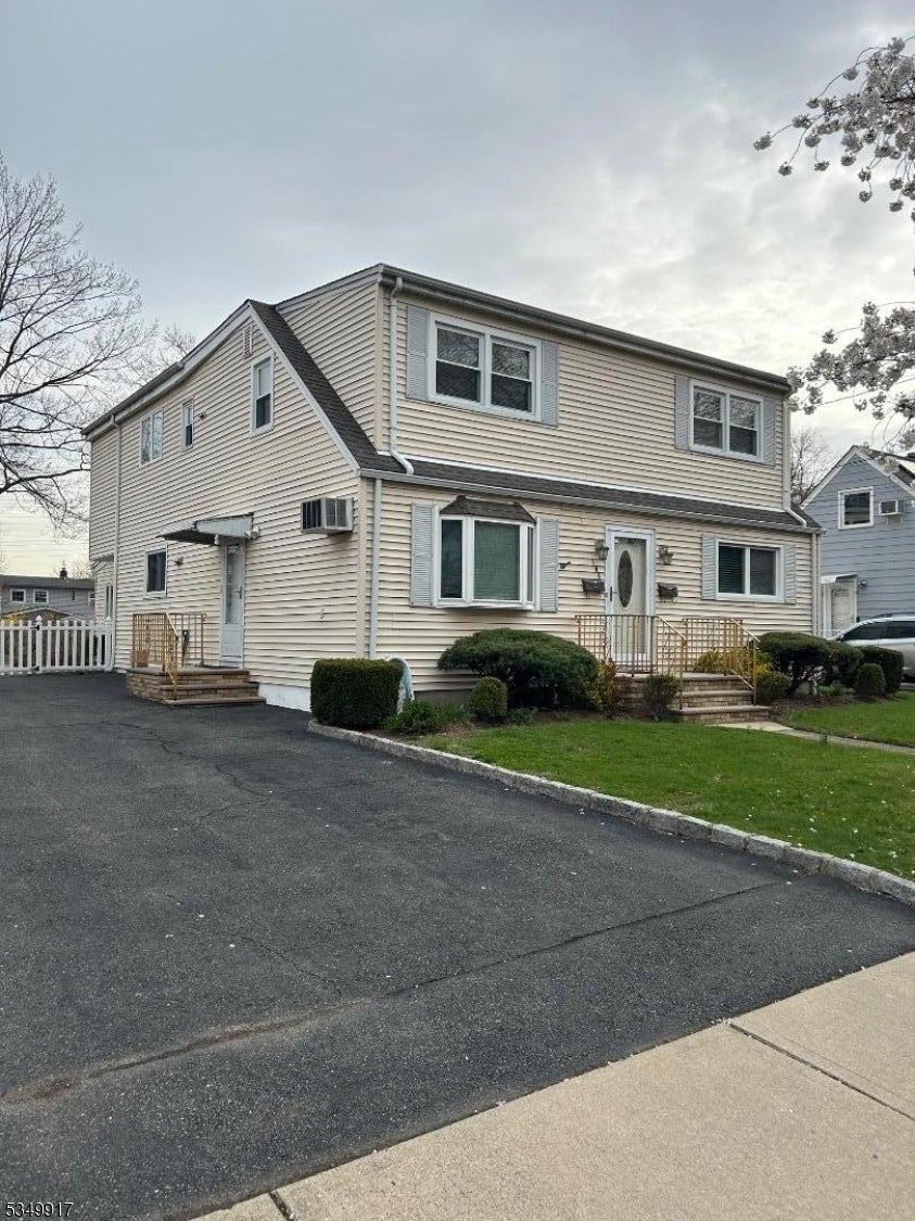Photo of Listing #3956065